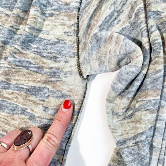 We The Free lightweight camo print tee - Picture 10 of 10